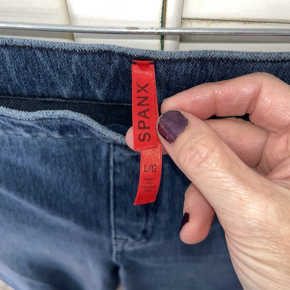 Spanx Jean-Ish Ankle Leggings in Medium Wash Jegging Stretch Shapewear Size L - Picture 3 of 6